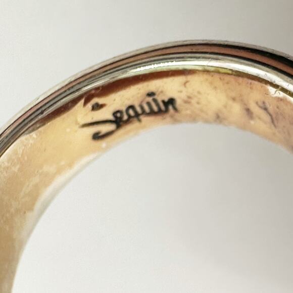 Sequin Hearts Ring Nordstrom Costume Jewelry Chunky Big Gold tone Green SIZE 7 - Picture 6 of 9